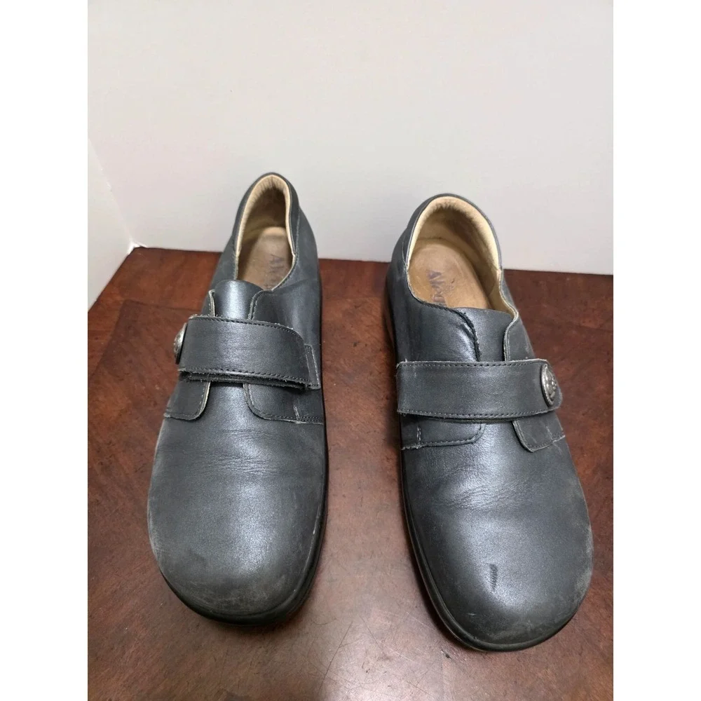 Alegria Paloma Women's Leather Slip-On Shoes Size 41 Adjustable Strap Button Acc